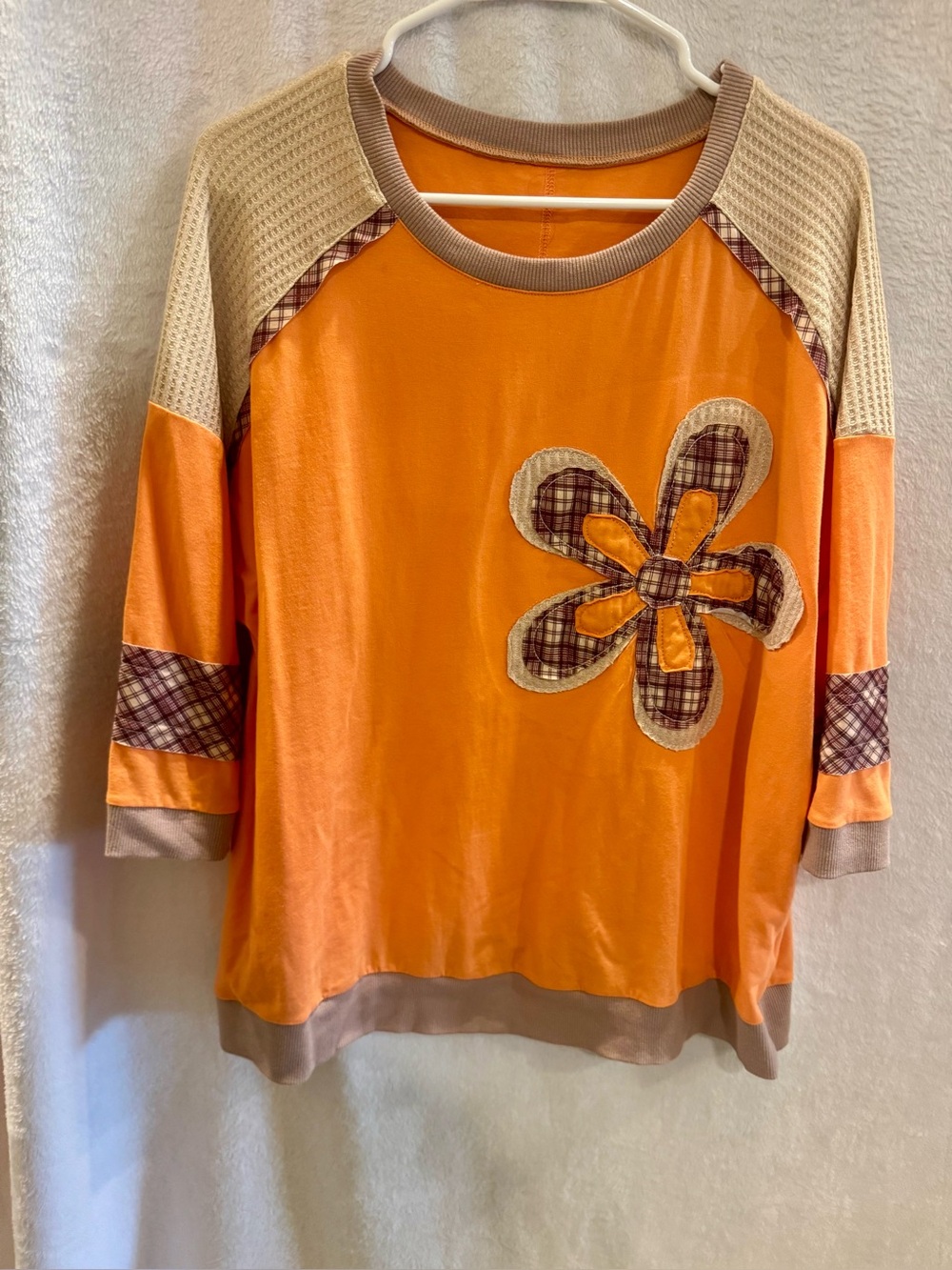 Women’s Orange Flower Appliqué Raglan Top